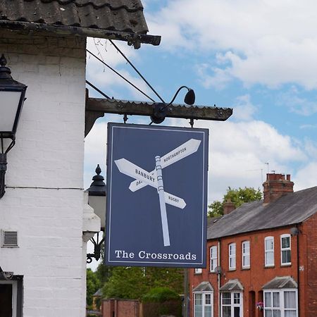 Crossroads By Chef & Brewer Collection Hotel Weedon Bec Buitenkant foto